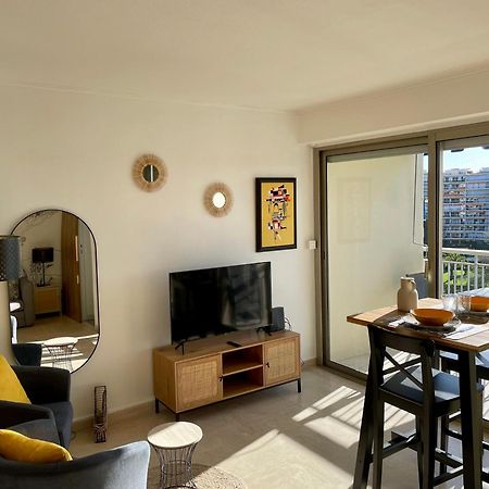 Studio Avec Vue Sur Marina Et Mer - 2 Adultes Et 1 Enfant Maximum Mandelieu Εξωτερικό φωτογραφία